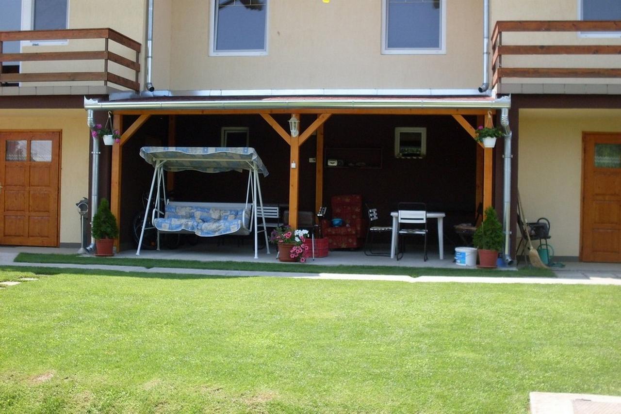 Lala Apartmanok Balatonboglár 外观 照片