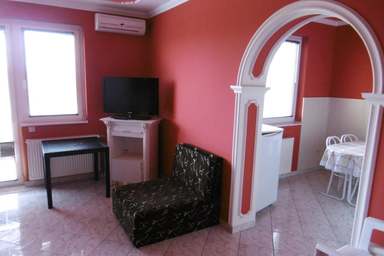 Lala Apartmanok Balatonboglár 外观 照片